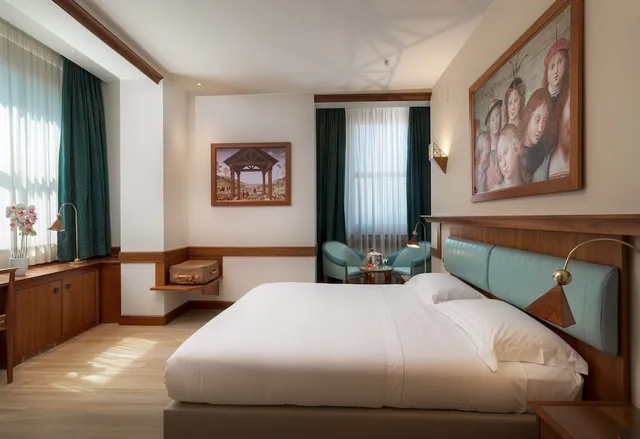غرفة قياسية بسريرين منفصلين، Sangallo Palace 1/9