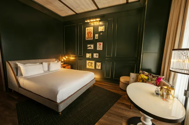 King Bed, MGM Springfield 2/3