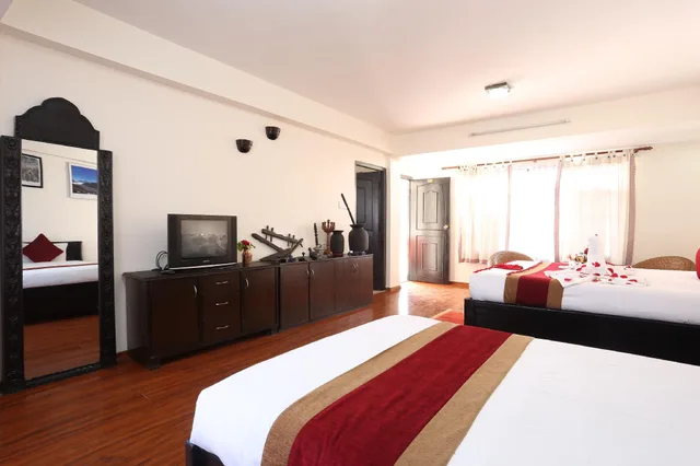 غرفة قياسية ثلاثية بثلاثة أسرّة، Thamel Eco Resort 2/4