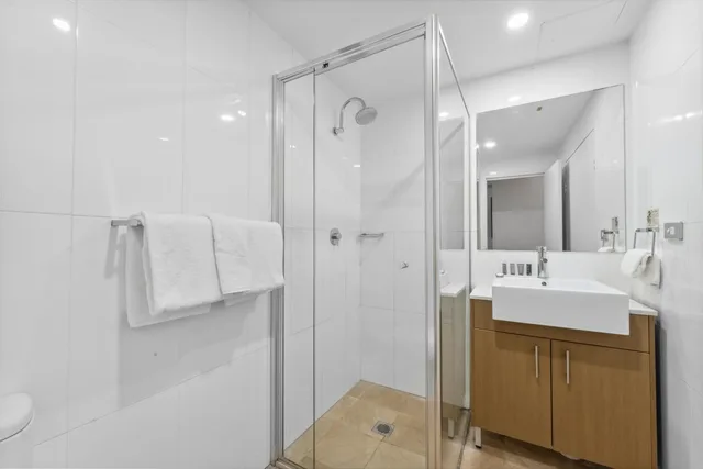 شقة استوديو تنفيذية بسريرين منفصلين بشرفة، Apx World Square Apartments 3/7