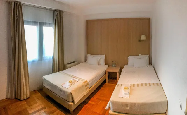 غرفة عائلية، Hotel Satu Mare City 2/8