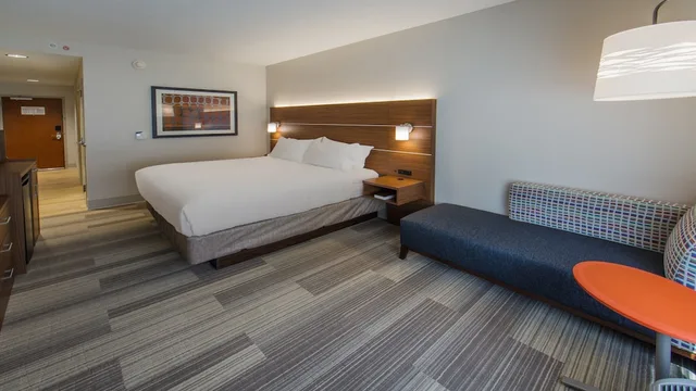 جناح بسرير كينج لذوي الإعاقة، Holiday Inn Express Gatlinburg Downtown 7/10