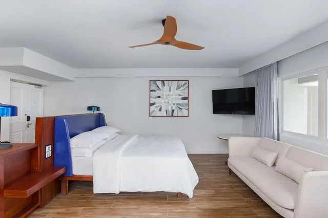 Suite, King Bed, Ocean Front، Sheraton Fiji Golf and Beach Resort 1/2