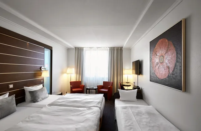 Standard, Triple, Imperial Hotel 1/4