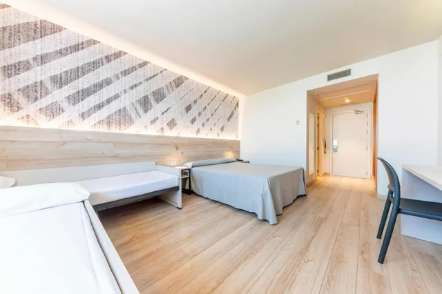 Room, Quadruple, Single, No Terrace، Port Alicante 1/6