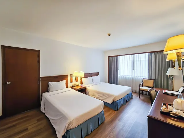 غرفة سوبيريور بسرير كينج بدون إطلالة، Ramada by Wyndham D MA Bangkok 3/8