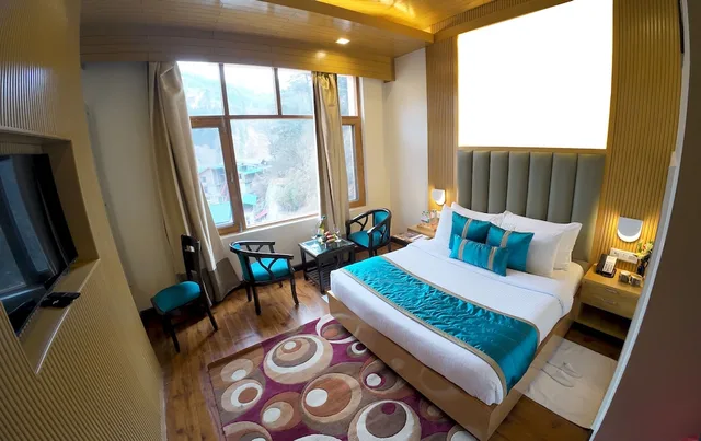 Superior, Double Bed, The Manali Inn 10/10