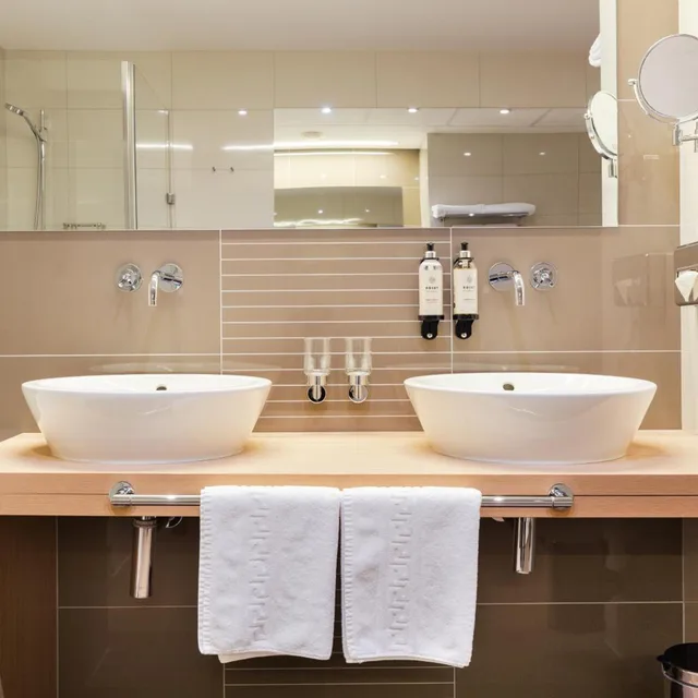 بنتهاوس بغرفتي نوم، Roset Hotel & Residence 8/10