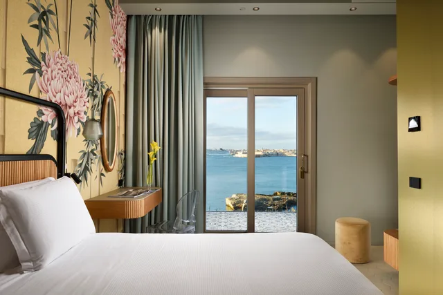 Suite, with View, Minareto 1/4