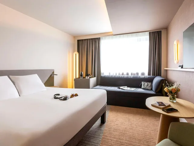 غرفة سوبيريور بسرير مزدوج مع أريكة، Novotel Nancy 1/10