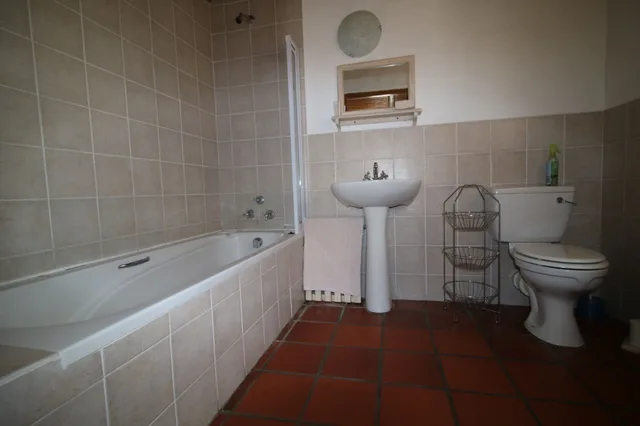 كوخ بسرير كينج، Baywatch Villa Guest House And Self Catering Accommodation 3/3