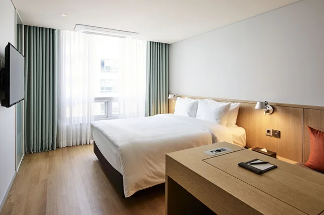 غرفة سوبيريور بسرير مزدوج، Hotel Newv Seoul 5/10