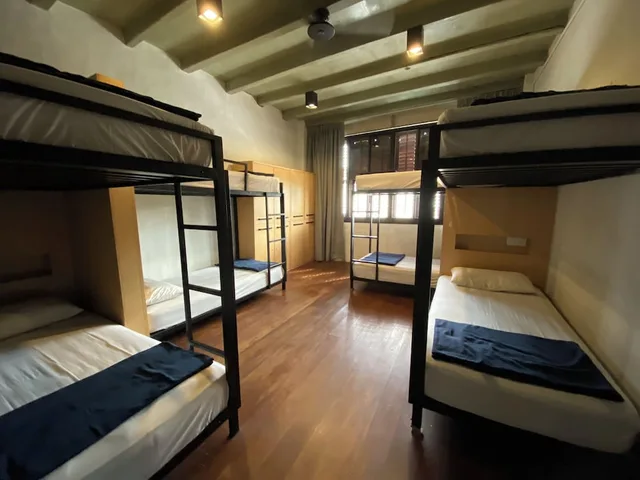 سكن مشترك مختلط بثمانية أسرّة، The Frame Guesthouse 1/3