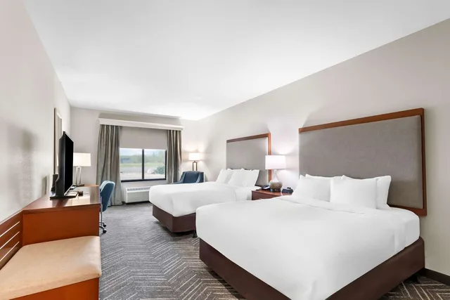 غرفة بسريرين كوين لذوي الإعاقة، Comfort Inn and Suites Mountain Iron And Virginia 3/4