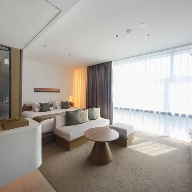 غرفة ديلوكس بسرير كينج مع دخول الصالة، The Royal Park Hotel Iconic Kyoto 1/2