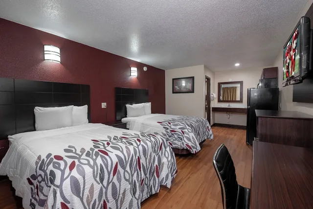 غرفة ديلوكس بسريرين مزدوجين للمدخنين، Red Roof Inn Morgan City 2/3