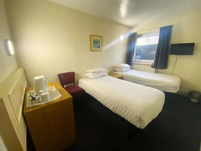 غرفة قياسية بسريرين منفصلين، Hotel 346 2/3