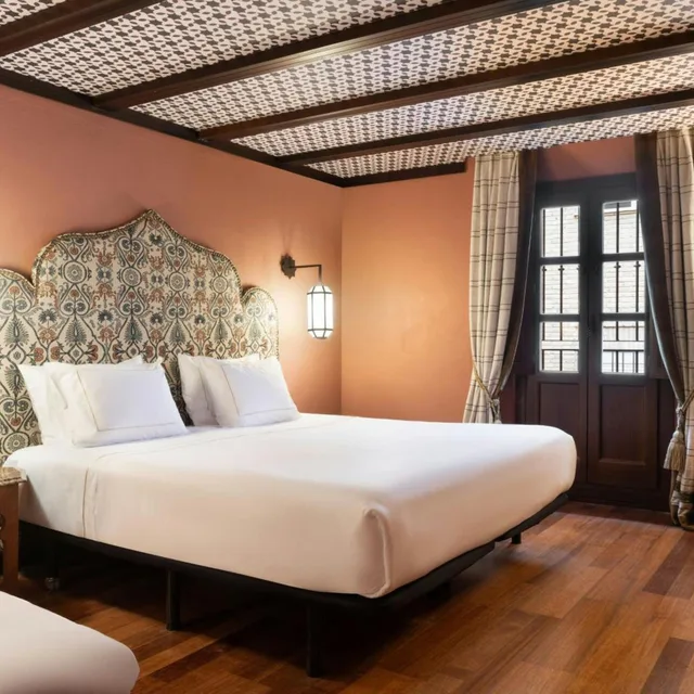 Premium, Deluxe, King Bed, Sofa, Hotel Palacio de Santa Paula Autograph Collection 2/9