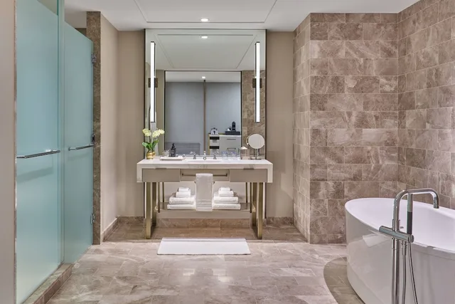 غرفة سوبيريور بسرير كينج بإطلالة على المتنزه، The St. Regis Chicago 4/5