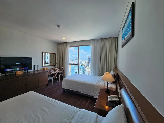 غرفة سوبيريور بسريرين منفصلين بإطلالة جزئية على البحر، Tamarind Hotel Da Nang 8/10
