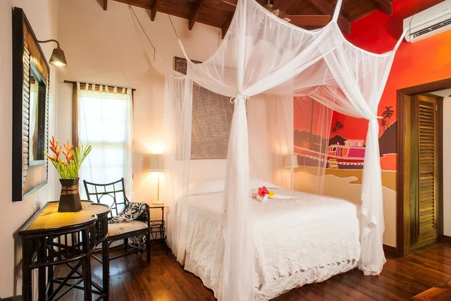 2 Bedrooms, Cottage, King and Twin Beds, Sea Front، Le Phare Bleu Boutique Hotel And Marina 2/3
