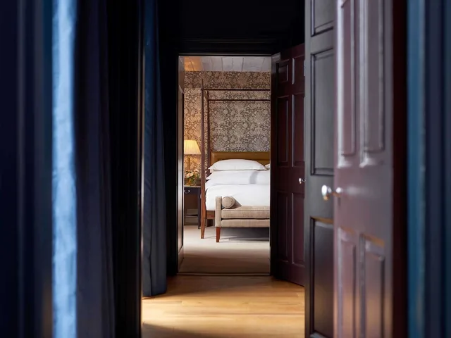 Rose, Fairmont, Garden, Suite, Double Bed، Carton House a Fairmont Managed Hotel 2/3