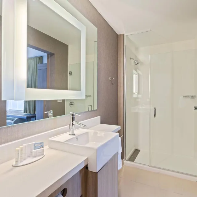 جناح كبير بسريرين كوين مع سرير سحّاب إضافي، SpringHill Suites by Marriott Ocala 9/9
