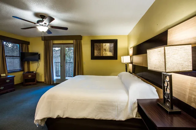 Premium, King Bed, Forrest Hills Mountain Resort 3/6