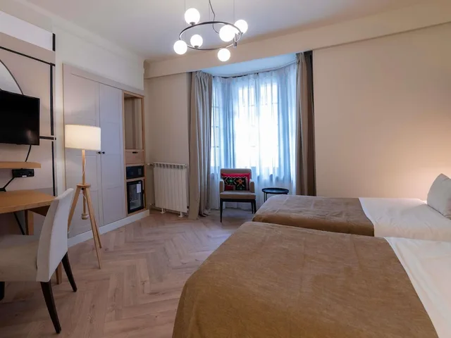 غرفة سوبيريور بسريرين منفصلين، Mercure Belgrade Excelsior 6/10