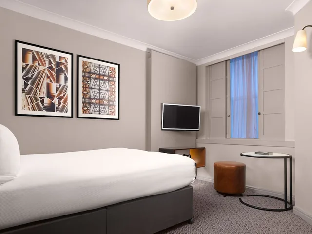 غرفة كلاسيكية بسرير مزدوج، Strand Palace Hotel 4/6