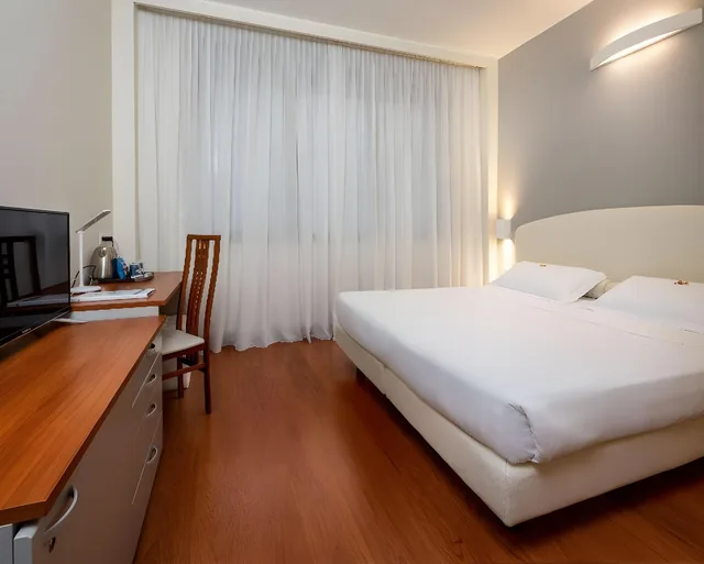 Economy, Double or Twin Bed, Best Western Air Hotel Linate 1/1