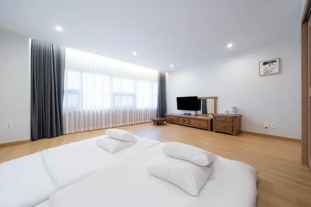 Korean, Double Bed، Hotel Davin 5/10