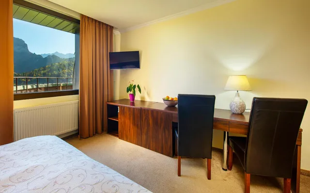 جناح كلاسيكي بإطلالة على الجبل، Hotel Montfort 6/9