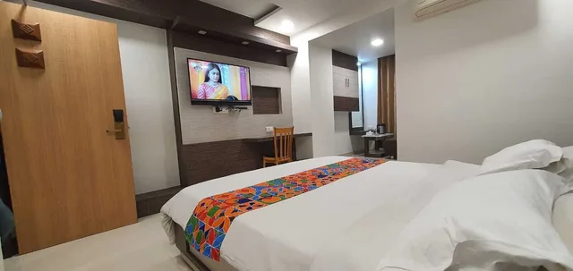 غرفة ديلوكس بسرير مزدوج، HOTEL AMBASSADOR VADODARA 10/10