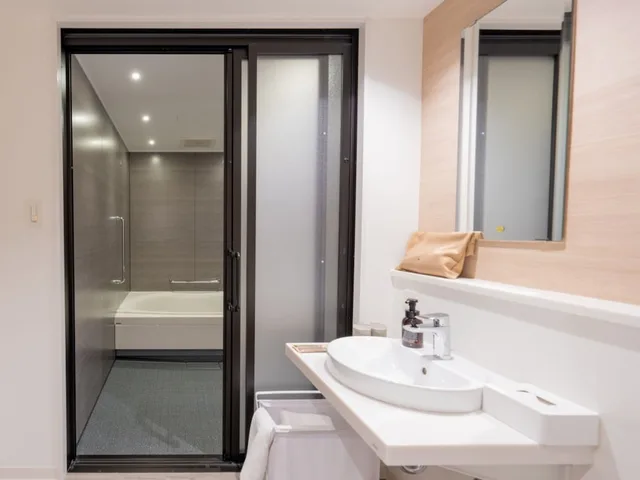Universal, Standard, King Bed، Hotel The Leben Osaka 3/6