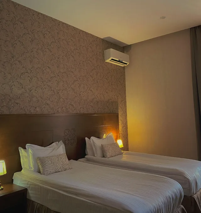 غرفة قياسية بسريرين منفصلين بإطلالة على المدينة، Old Metekhi Hotel 3/10