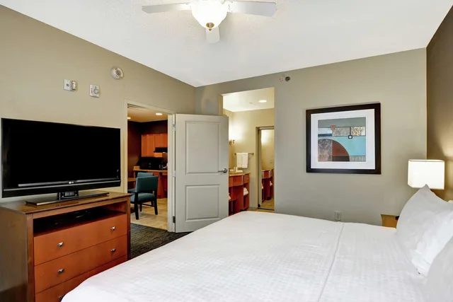 2 Bedrooms, Suite, 1 King and 2 Queen Beds, Homewood Suites by Hilton Mobile East Bay Daphne 1/3