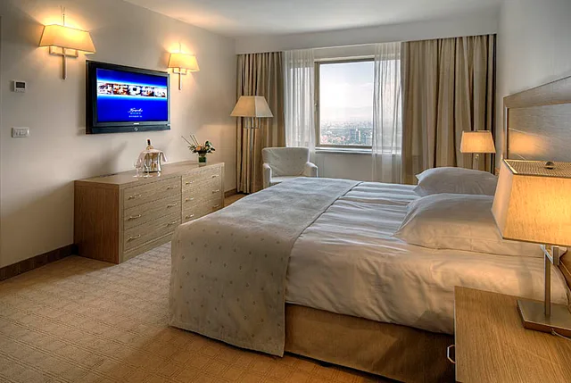جناح جونيور، Hotel Marinela Sofia 1/1