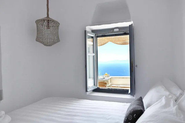 Supreme, Suite, Double Bed, Sea View, Sofa، Living Theros Luxury Suites 1/2