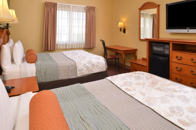 Room, 2 Queen Beds, Country Hearth Inn & Suites Edwardsville St. Louis 1/4