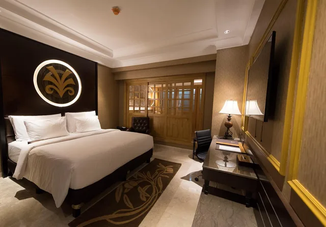 Family, 2 King Beds, Myko Hotel And Convention Center Makassar 2/3
