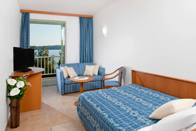 Family, Sea Side, Balcony، Bluesun Hotel Marina 15/17