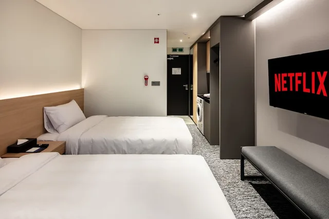 غرفة قياسية بسريرين منفصلين، Icheon J Hotel 3/3