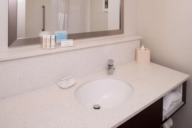 جناح بسريرين كوين مع أريكة، Hampton Inn and Suites Schertz 6/8