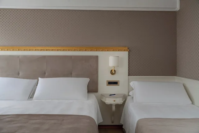 غرفة كلاسيكية ثلاثية بثلاثة أسرّة، Hotel Montecarlo 6/10