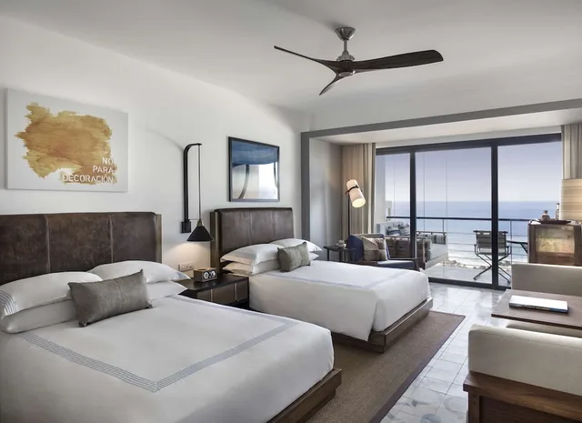 غرفة بسريرين كوين بإطلالة على البحر لذوي الإعاقة، THE CAPE - A THOMPSON HOTEL 1/9