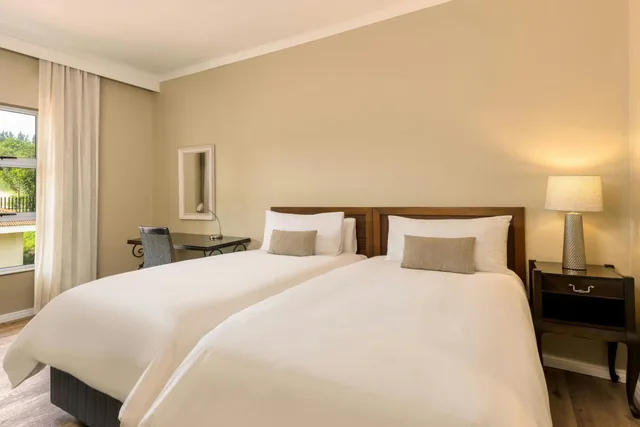 غرفة بسريرين منفصلين، Protea Hotel Nelspruit 12/17