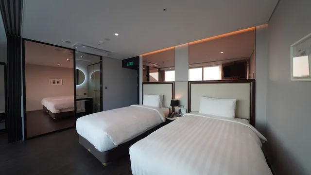 Ocean, Deluxe, Twin Beds، LaValse Hotel 4/6