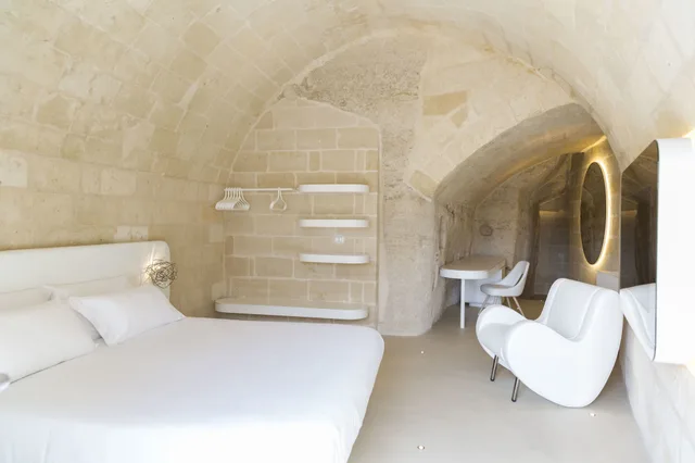 غرفة سوبيريور بسرير كوين، Aquatio Cave Luxury Hotel & Spa 2/4