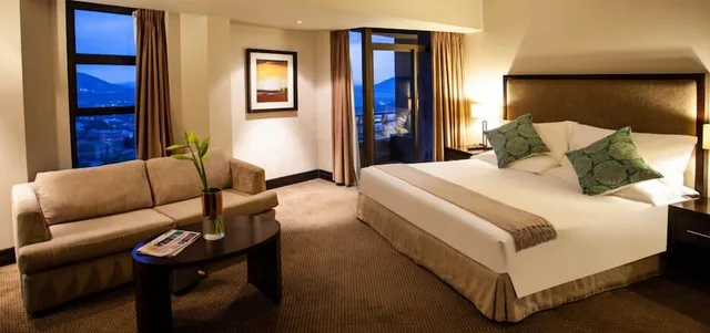 Avani, Superior, King Bed, Avani Lesotho Hotel & Casino 3/10